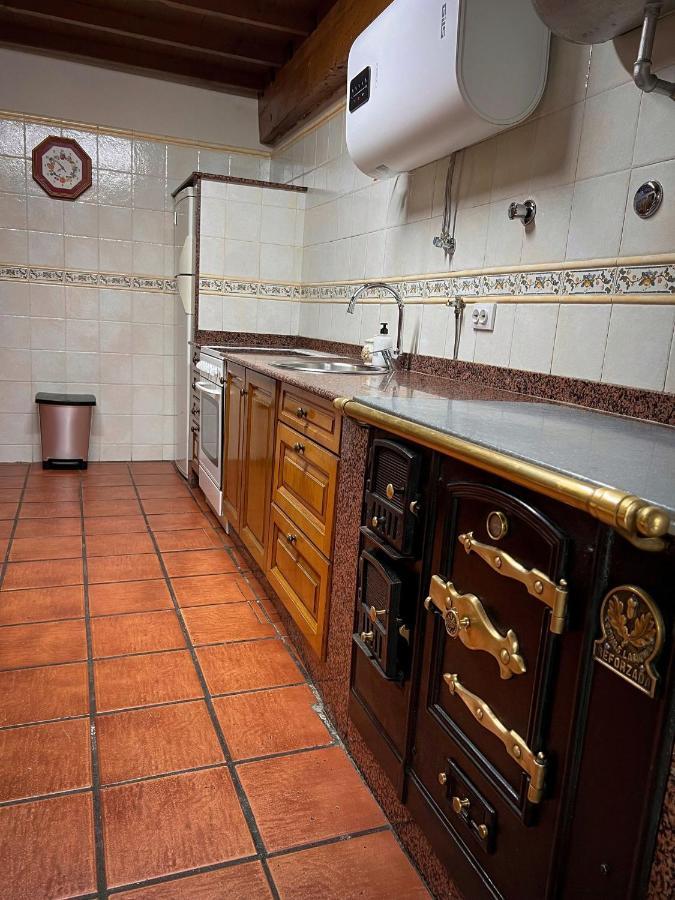 El Refugio Del Busgosu Villa Pen Luaran gambar